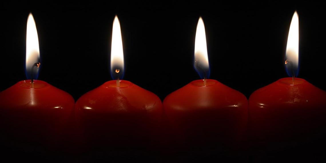 Foto:    5.12.2017

Vier Kerzen brennen